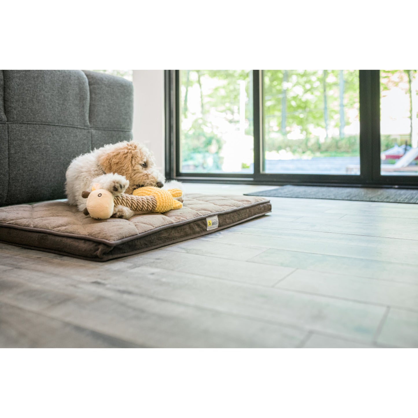 BeOneBreed Brown Diamond Pet Bed for Dogs & Cats