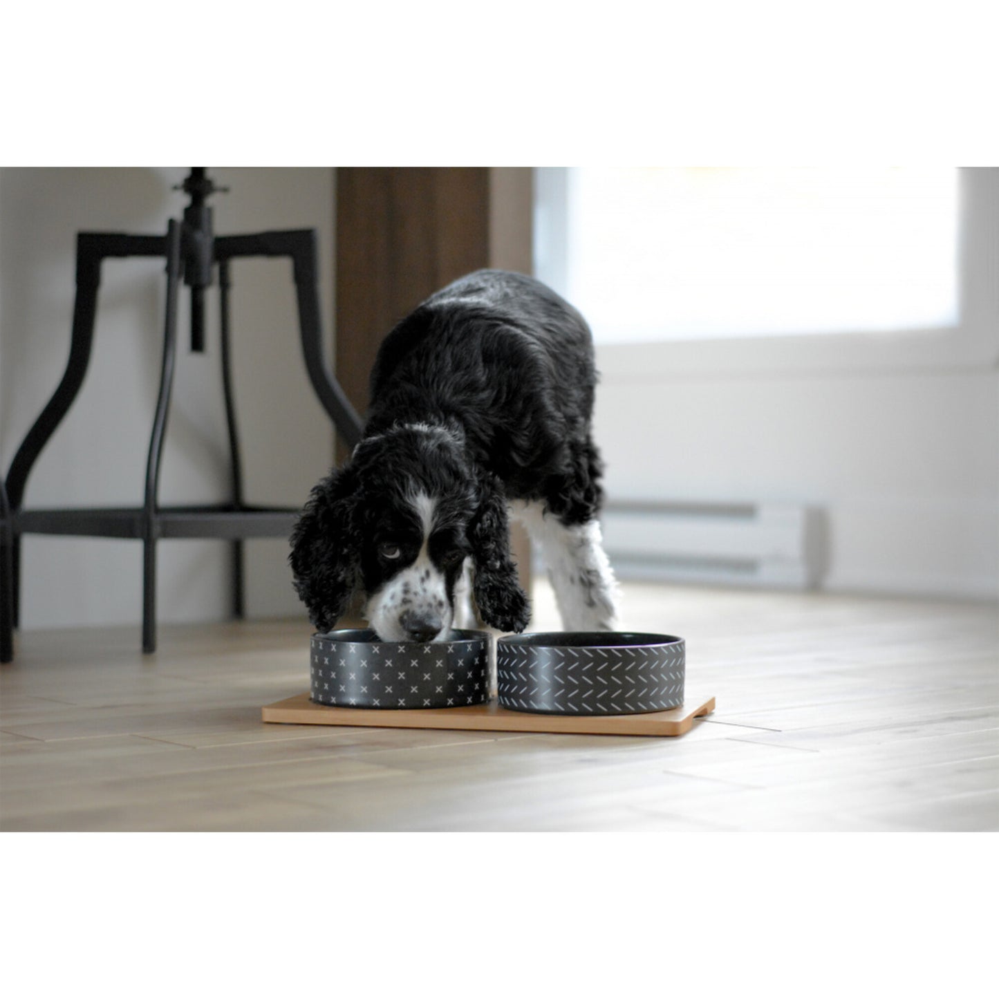 BeOneBreed Black Ceramic Bowls on Bamboo Base